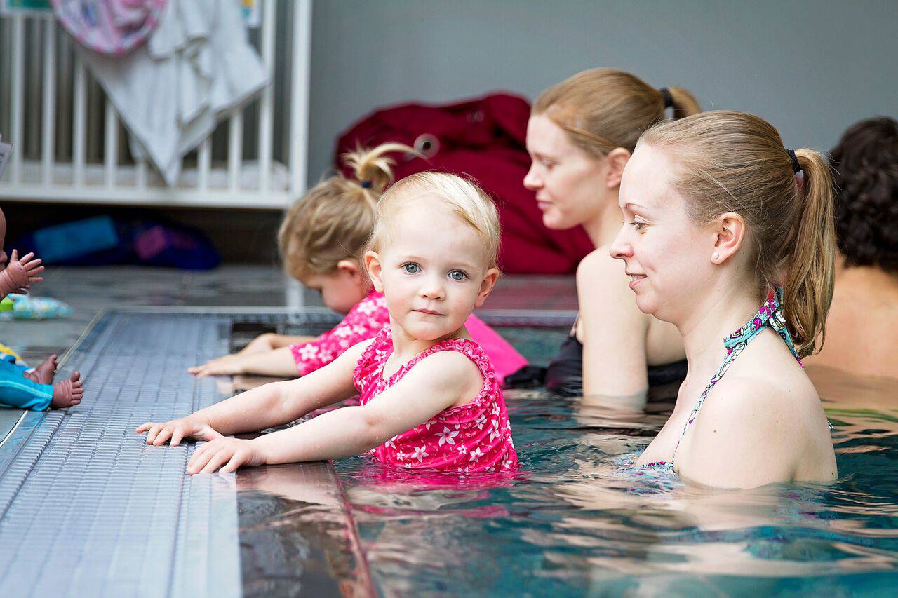 Baby swimmers graduate to “Little Dippers” at Woolley